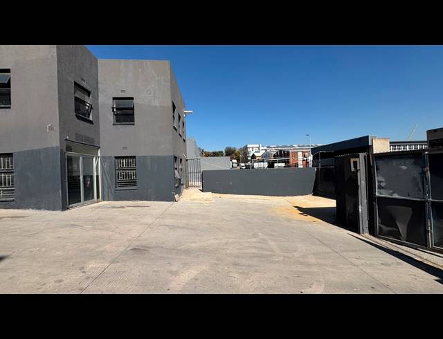 377M² WAREHOUSE TO LET IN WYNBERG